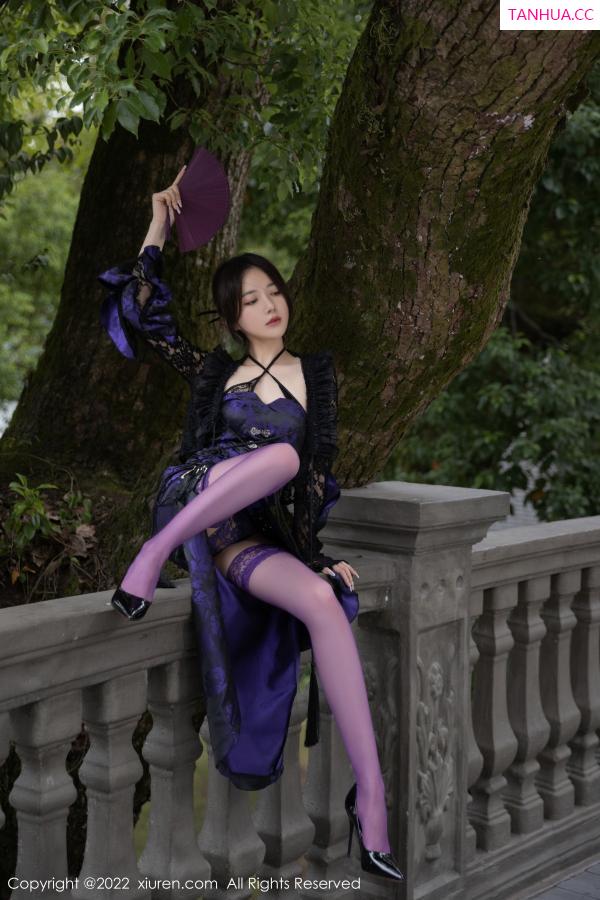 鱼子酱fish  [XiuRen]高清写真图 2022.12.30 No.6074 鱼子酱Fish 丝袜美腿第9张图片